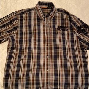XL men’s button down shirt.